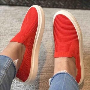 UGG Alameda Sami Slip on Sneakers